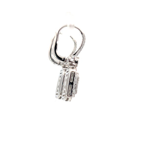 Aretes de diamantes de 1,64 quilates en oro blanco de 14 quilates