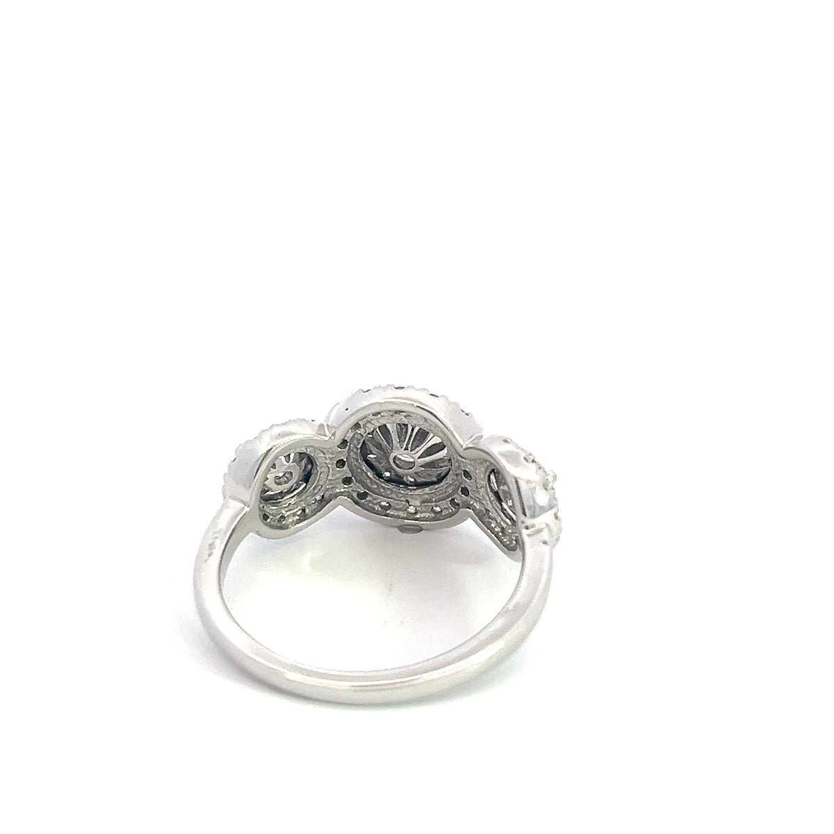 10K White Gold 1.00cttw Diamond Ring