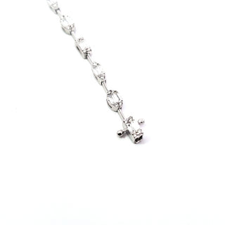 Brazalete de diamantes de 1,30 quilates en oro blanco de 14 quilates