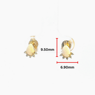 Aretes de diamantes y ópalo de oro amarillo de 10 quilates