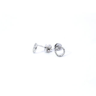 Aretes de diamantes de 0,10 quilates en oro blanco de 14 quilates