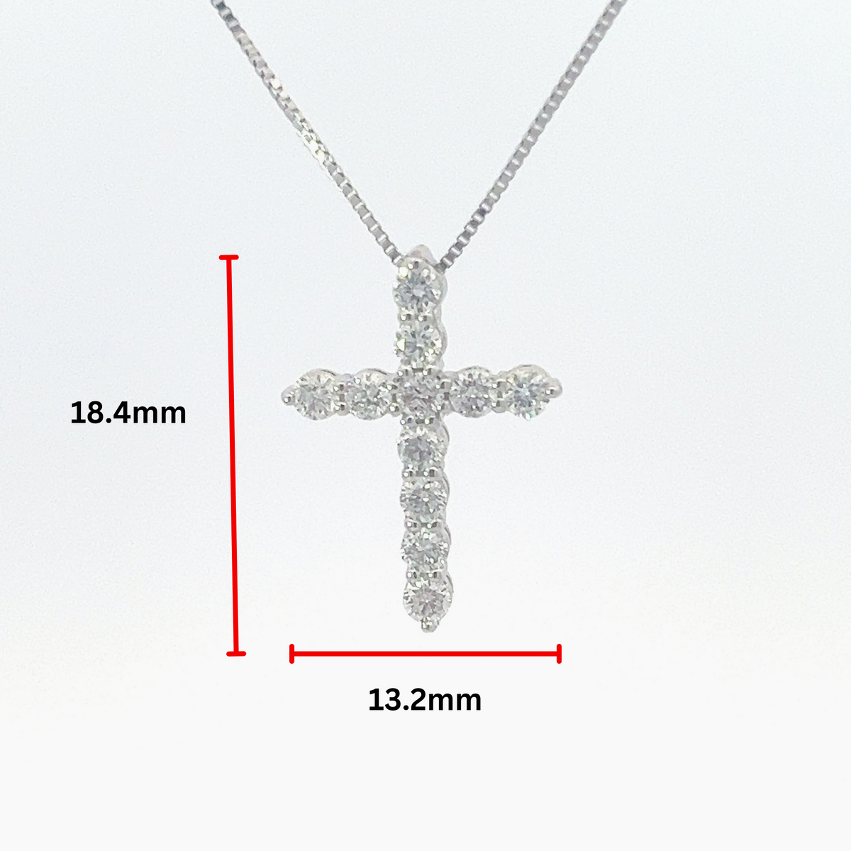 Colgante de cruz de diamantes de 0,50 quilates en oro blanco de 10 quilates, 18&quot;