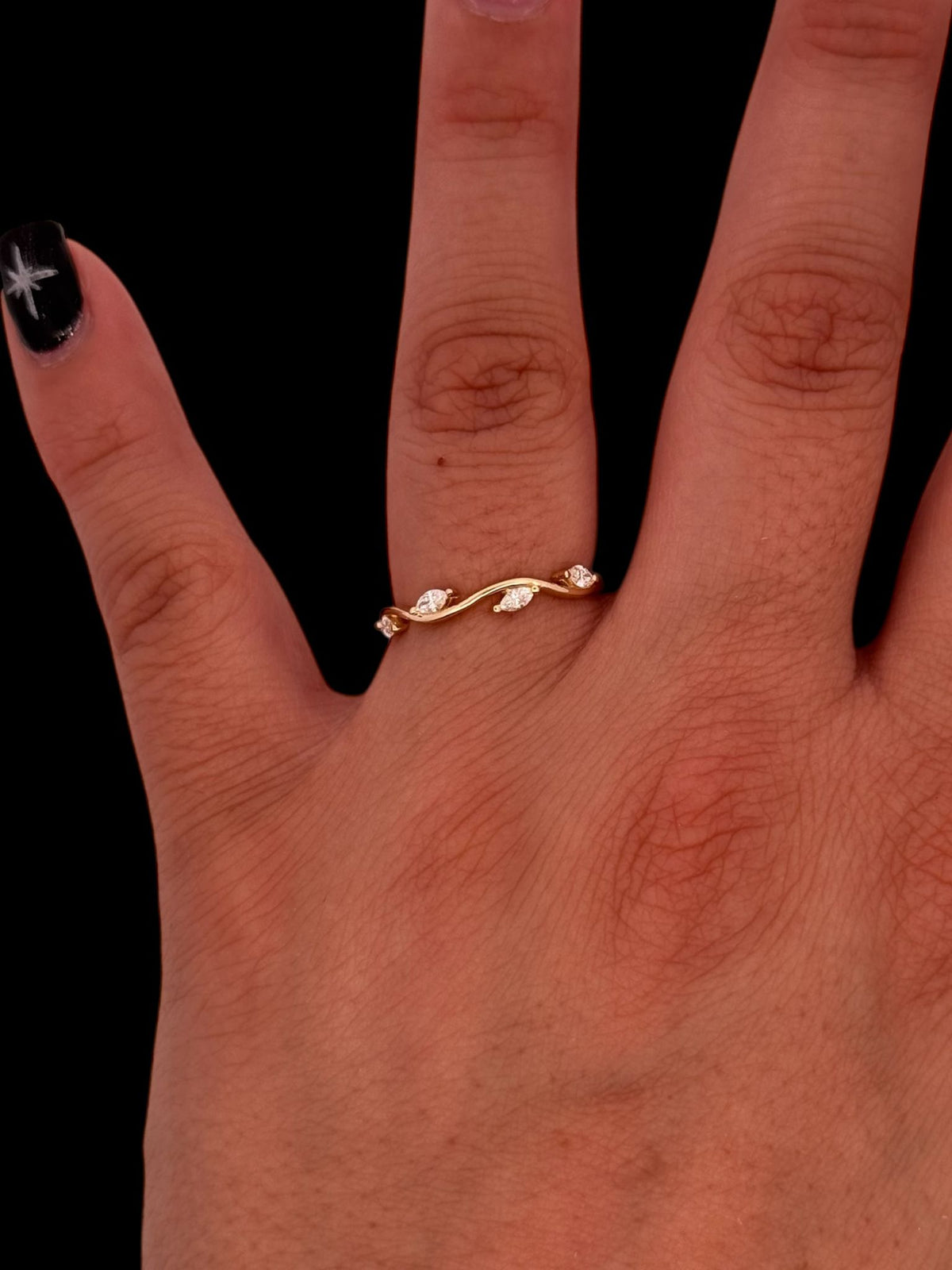 10K Yellow Gold 0.14 cttw Diamond Ring