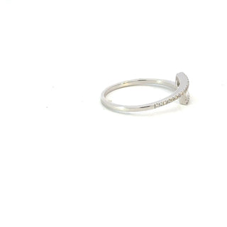 Anillo de diamantes de 0,22 quilates en oro blanco de 14 quilates