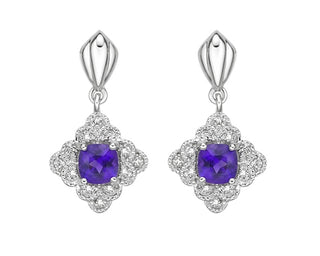 Aretes colgantes de oro blanco de 10 quilates con amatista de talla cojín de 4,0 mm y diamantes de 0,03 quilates con respaldo de mariposa