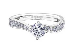 Anillo de oro blanco de 18 quilates/aleación de paladio (hipoalergénico) con diamantes redondos brillantes de 1,05 quilates