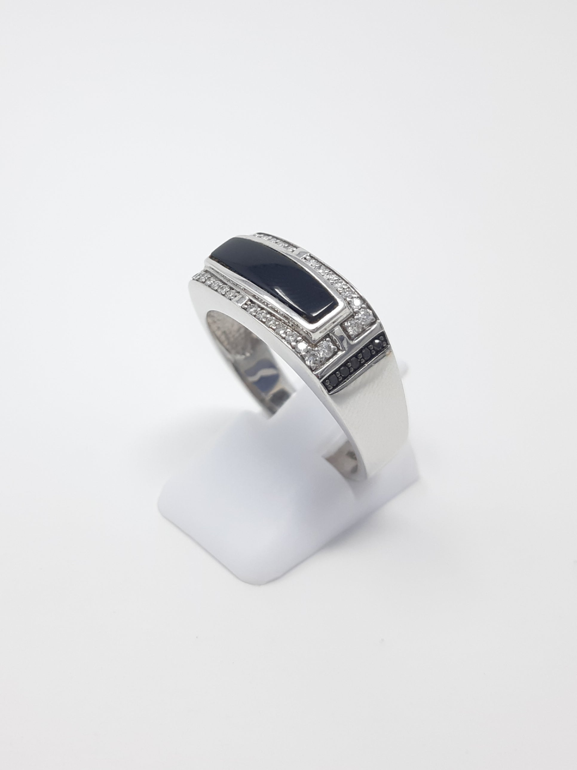10K White Gold Onyx 0.25cttw and Black Diamond Ring - /