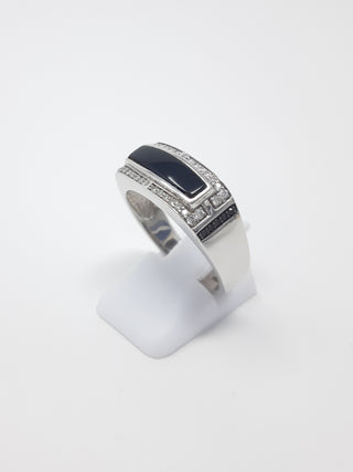 Anillo de oro blanco de 10 quilates con ónix y diamantes blancos y negros de 0,25 quilates