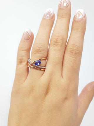Tanzanite and Diamond Ring