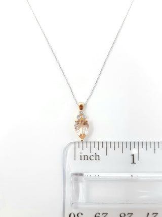 SEGUIMIENTO - Colgante de morganita y diamante de talla pera de 8x6 mm en oro rosa de 10 quilates, 18"