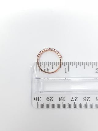Anillo de rubí y diamantes