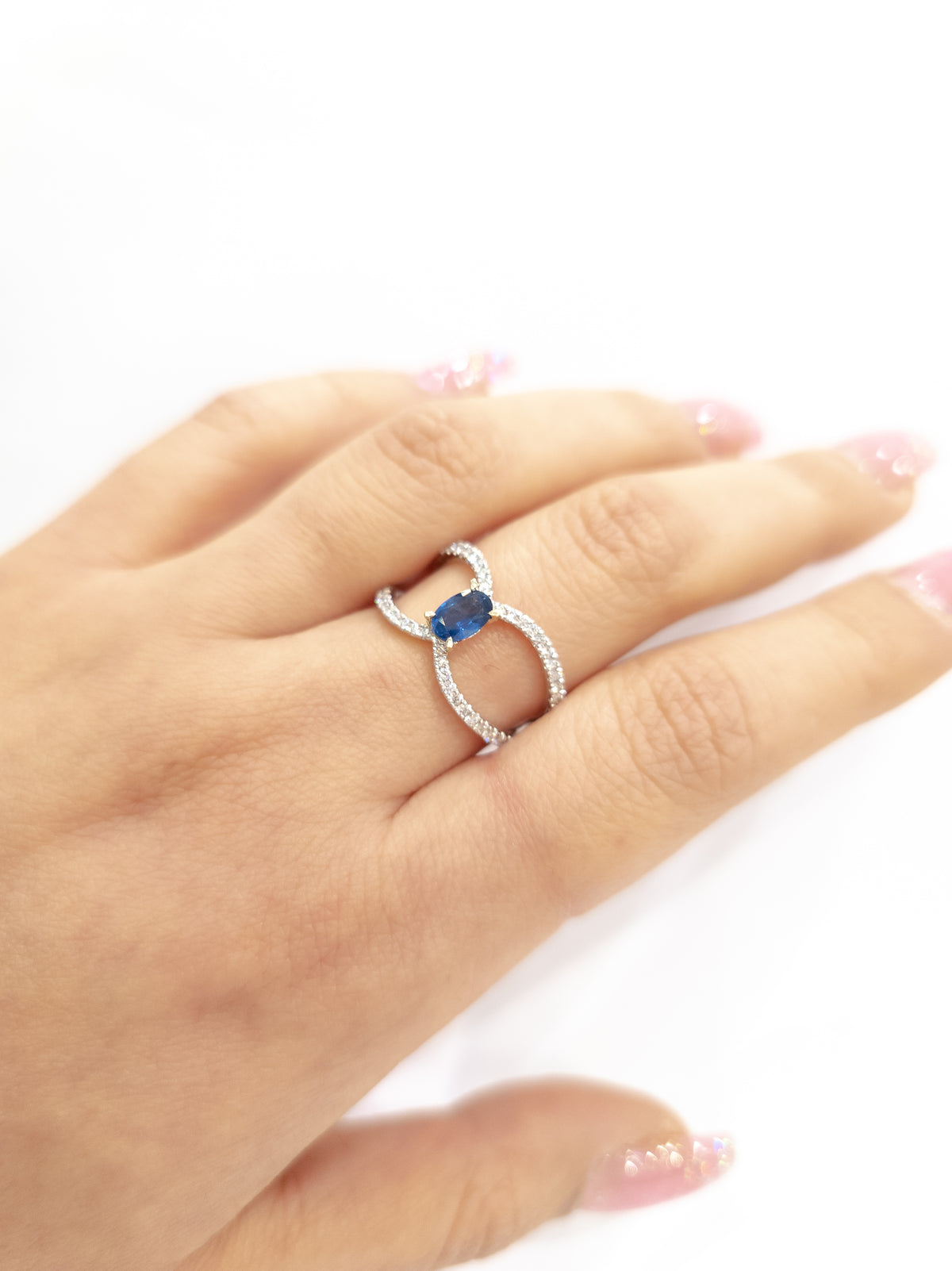 Sapphire &amp; Diamond Ring