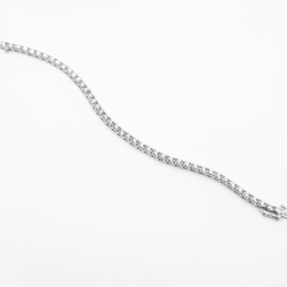 Pulsera de tenis con diamantes creada en laboratorio