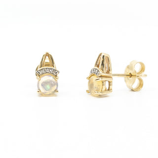 Aretes de diamantes y ópalo de oro amarillo de 10 quilates