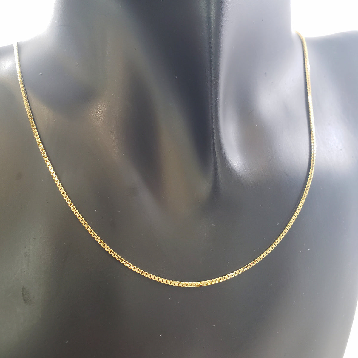 10K Yellow Gold 0.85mm Box Chain with Lobster Clasp - 18 Inches