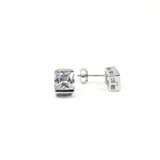 Pendientes de plata de ley 925 con circonita cúbica y parte trasera de mariposa, 9 mm x 7 mm