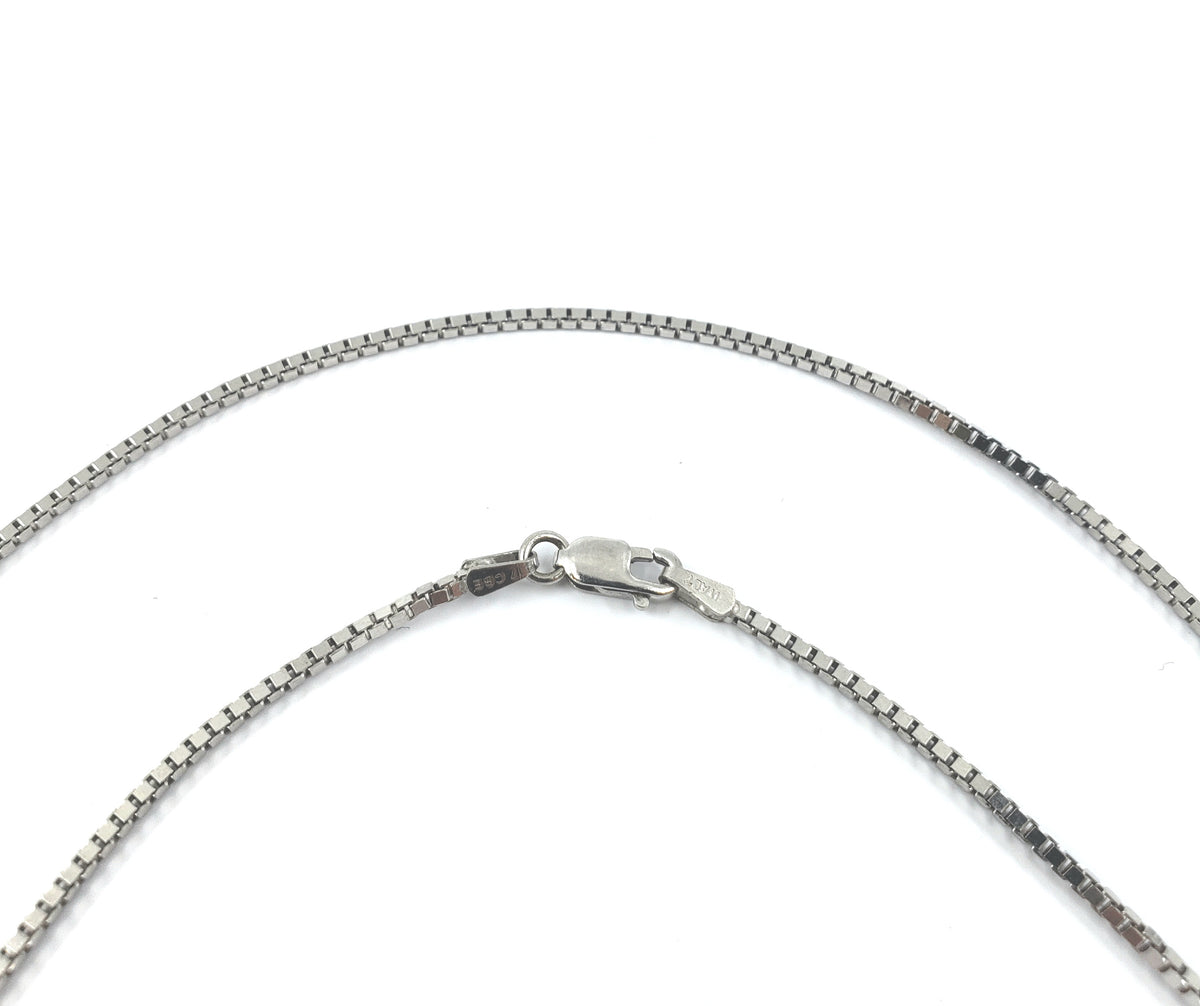 10K White Gold 1.65mm Box Chain with Lobster Clasp - 24 Inches