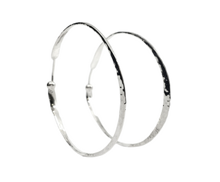 Pendientes de aro con textura martillada de plata de ley, 39 mm