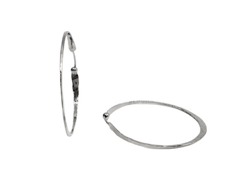 Pendientes de aro con textura martillada de plata de ley, 39 mm