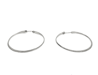 Pendientes de aro con textura martillada de plata de ley, 39 mm