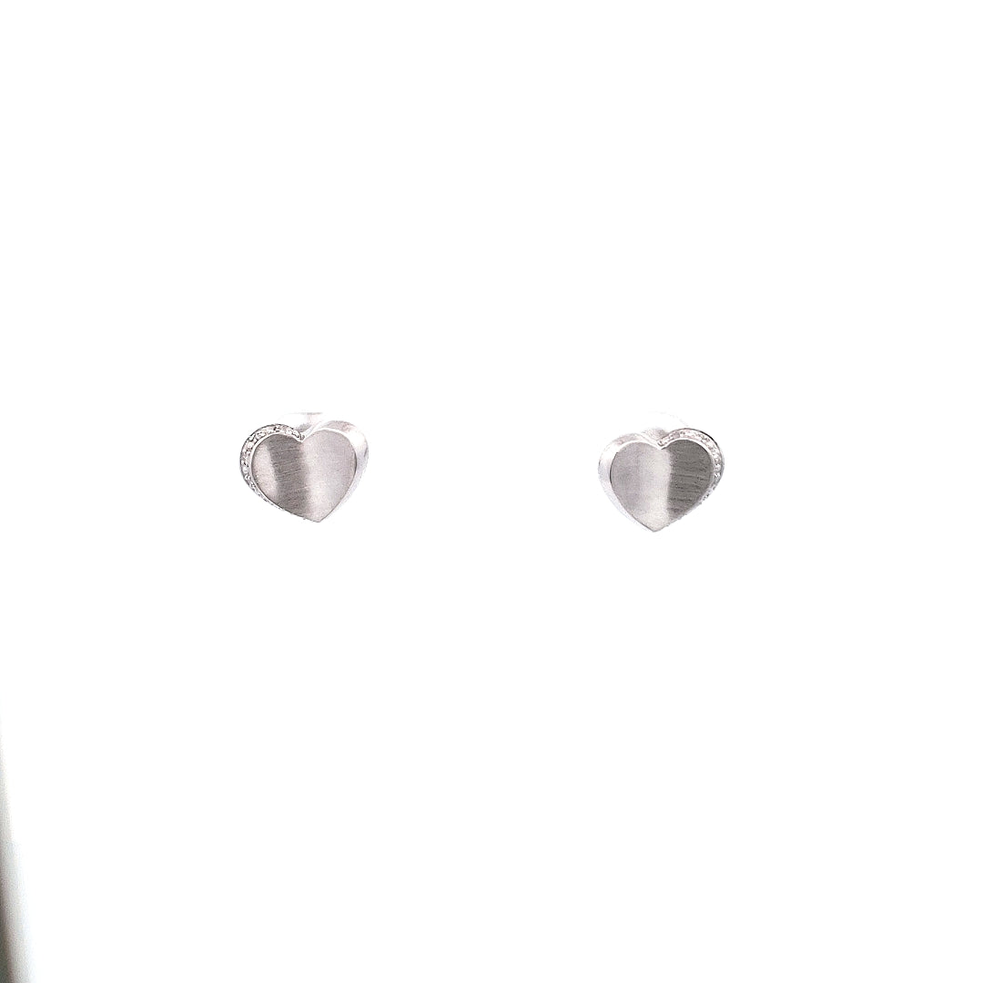 Sterling Silver 0.07cttw Diamond Heart Earrings