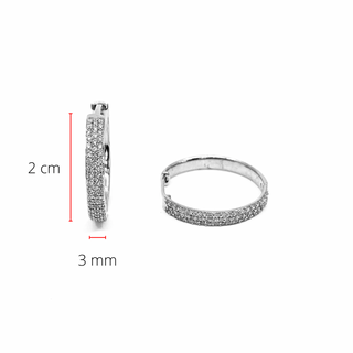 Pendiente tipo argolla con bisagras Huggie de diamantes de 0,50 quilates en oro blanco de 10 quilates