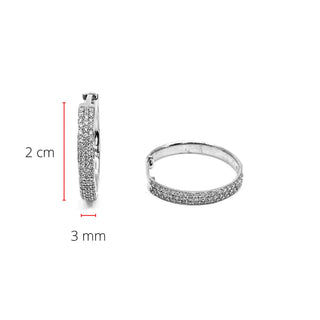 Pendiente tipo argolla/huggie con diamantes en oro blanco de 10 quilates, 0,50 quilates