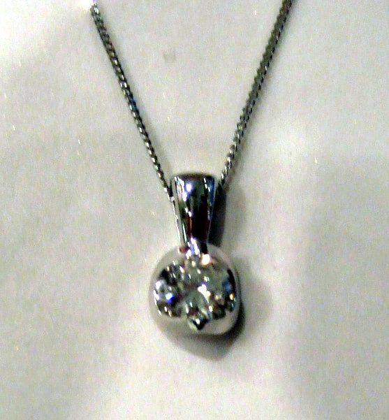 Canadian Diamond Pendant