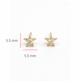 Aretes con forma de estrella de diamantes canadienses de 0,125 quilates en oro amarillo de 10 quilates