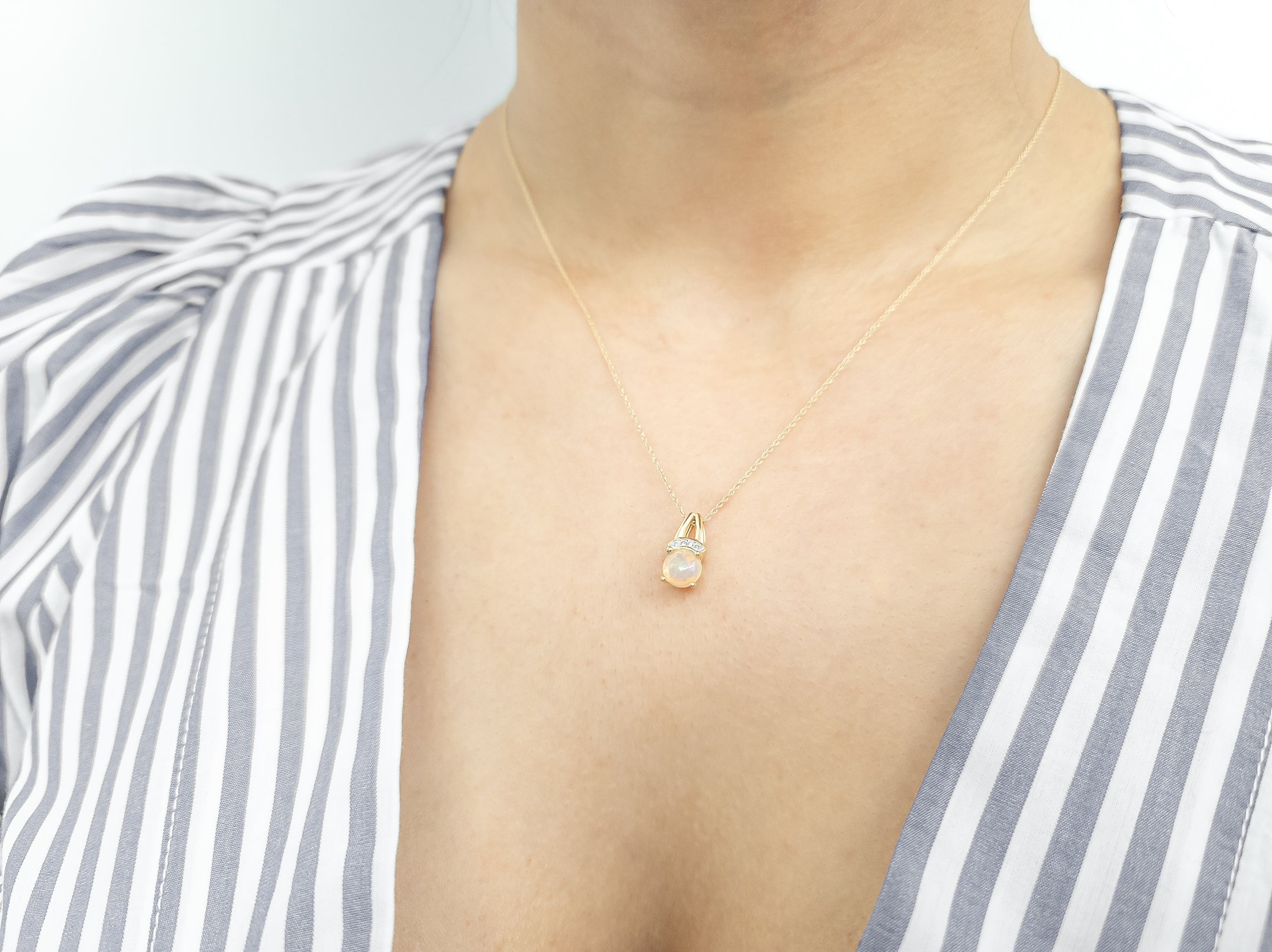 10K Yellow Gold Opal & Diamond Pendant