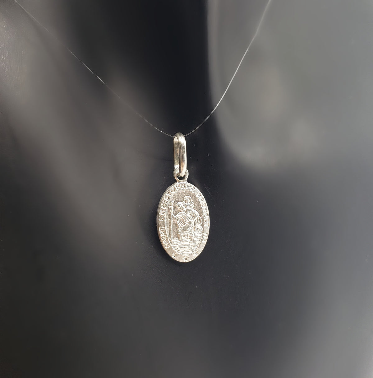Colgante detallado de San Cristóbal con forma ovalada de plata de ley 925, 29,4 mm x 17,8 mm