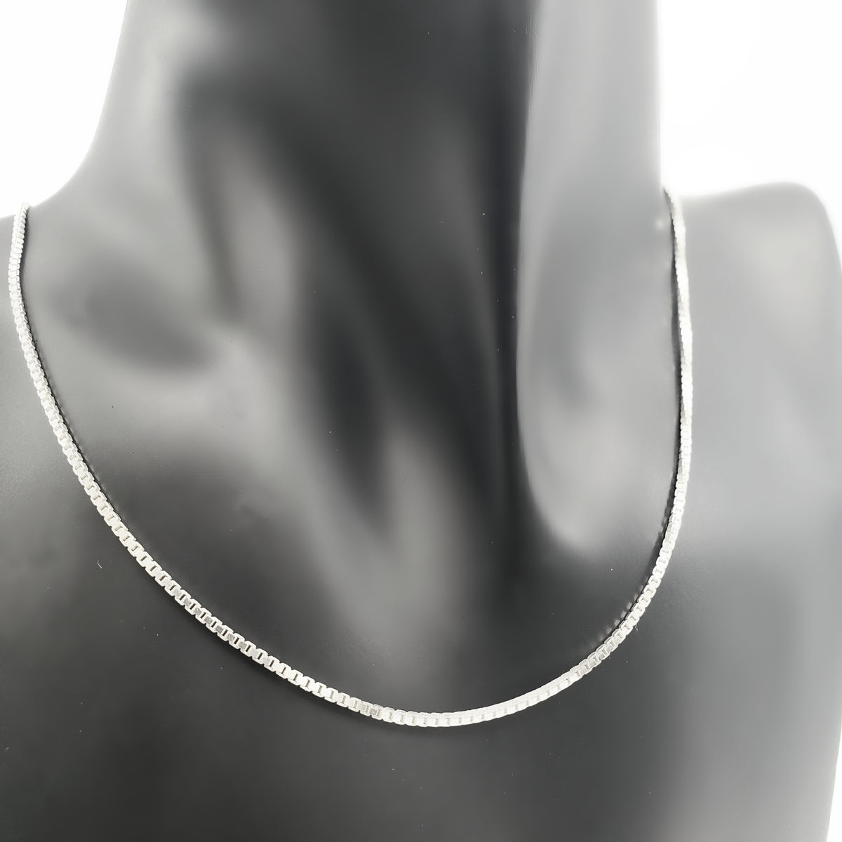 925 Sterling Silver 0.75mm Thick Box Chain - 20 Inches