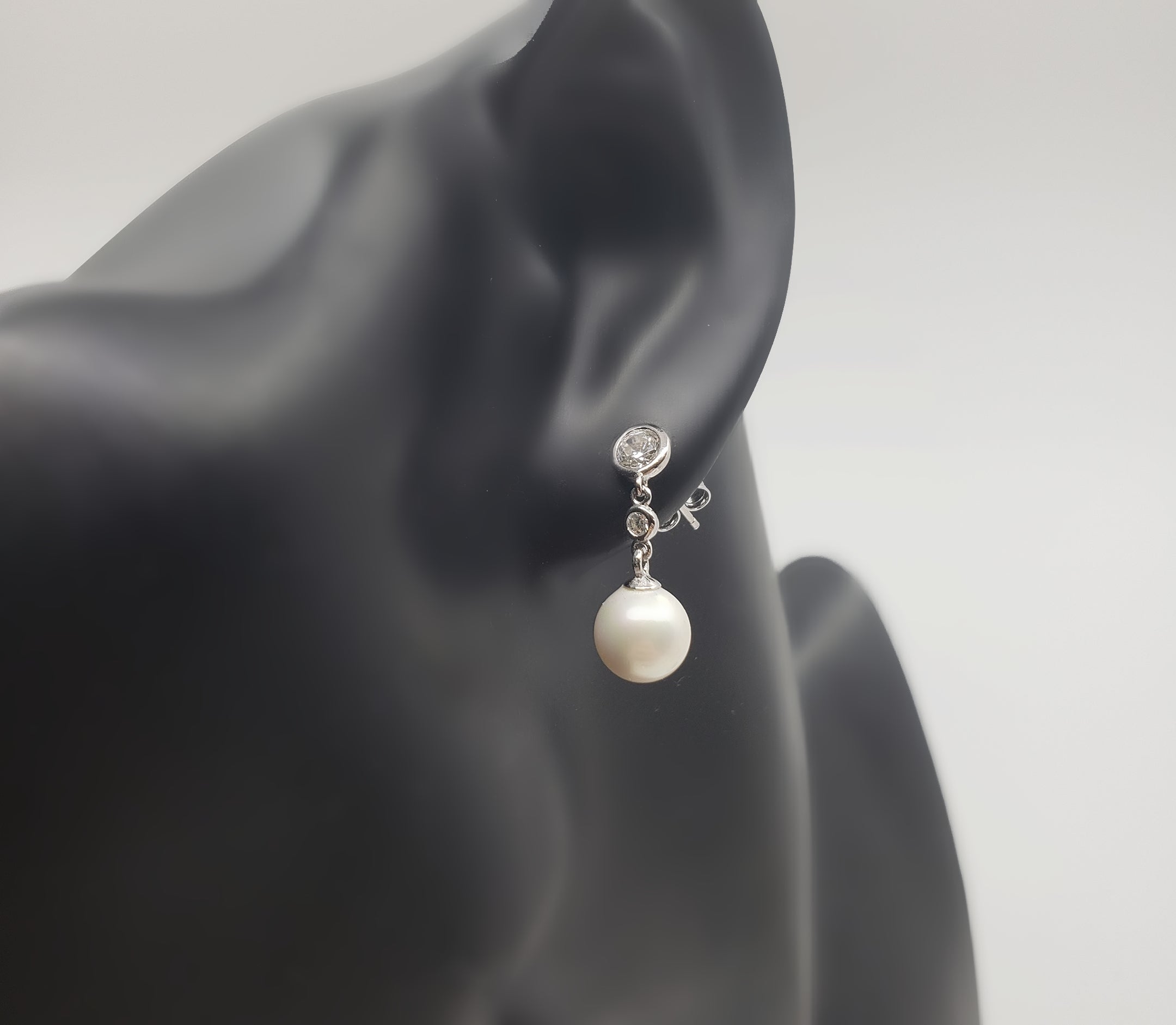 925 Sterling Silver Cubic Zirconia with 8mm Imitation Pearl Dangle Stud