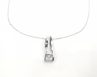 Colgante con cadena de circonita cúbica de 7 mm de plata de ley 925, 18 pulgadas