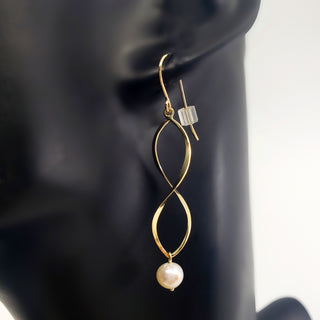 14K Yellow Fresh Water Pearl 5-6mm Earrings