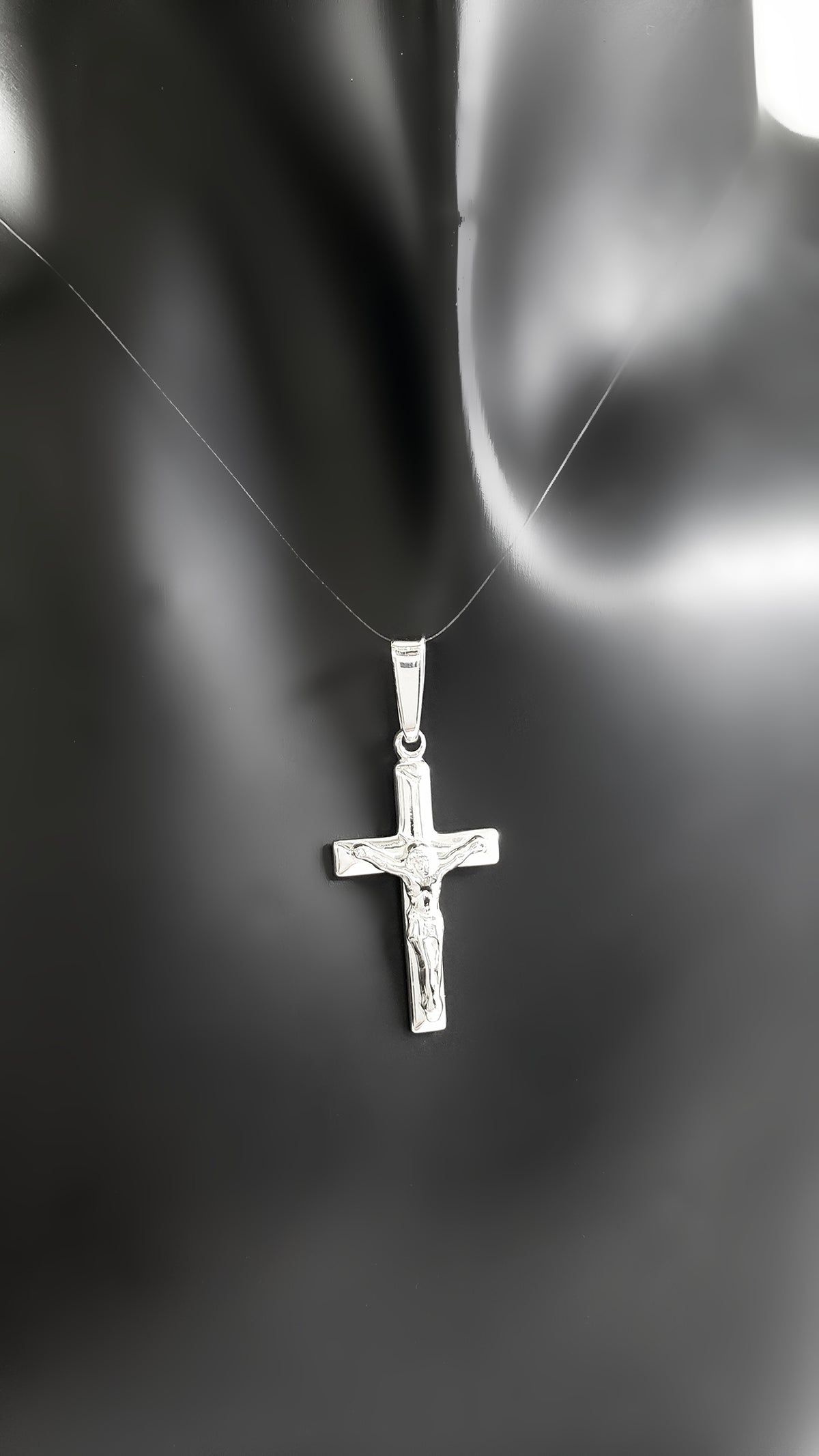 Abalorio de cruz de crucifijo hueco de plata de ley 925, 23 mm x 13 mm
