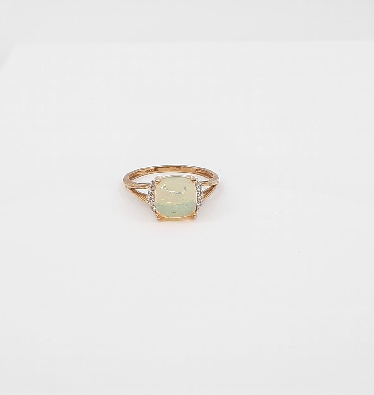 10K Yellow Gold 8 x 8mm Opal Cobochon and 0.04cttw Diamond Ring