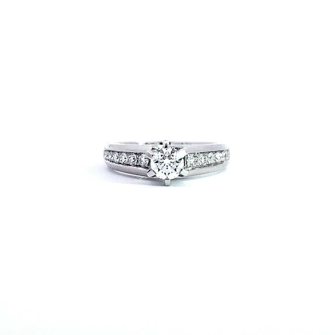 14K White Gold 0.71cttw Round Brilliant Cut Diamond Engagement Ring