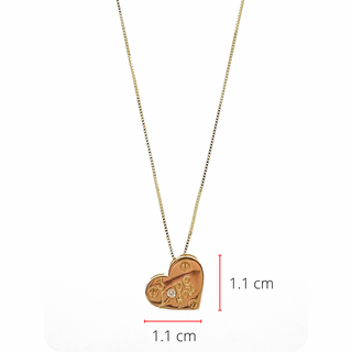 Colgante "Te amo" en forma de corazón con diamantes de 0,015 quilates en oro amarillo de 10 quilates, 18"