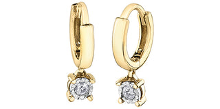 Aretes colgantes colgantes con diamantes de 0,06 quilates en oro amarillo de 10 quilates