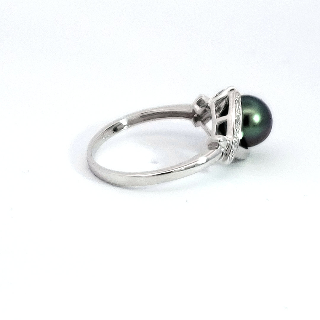14K White Gold Tahitian Pearl and Diamond Ring - Size 6