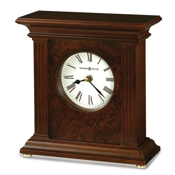 Howard Miller Andover Reloj de repisa de cuarzo de madera con acabado en cerezo