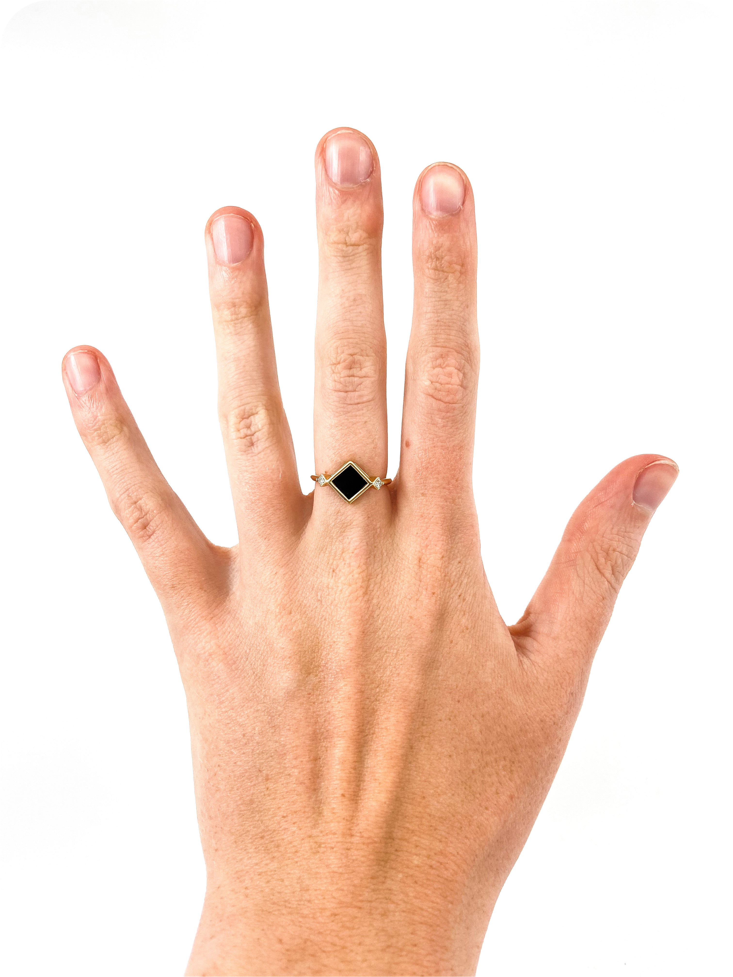 10K Yellow Gold 6mm Onyx And 0.084cttw Canadian Diamond Ring, 6.5 - / 4.5