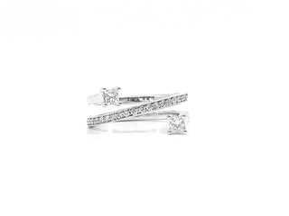 14K White Gold 0.56cttw Canadian Diamond Ring, size 6