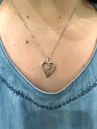 Collar con forma de corazón de diamantes canadienses de 0,12 quilates en oro rosa de 10 quilates y plata de ley, 18"