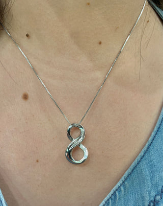 Collar infinito de diamantes de 0,063 quilates de plata de ley, 18"