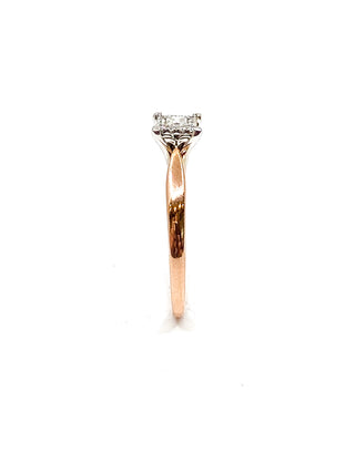 10K Rose Gold 0.13cttw Diamond Ring, size 6.5