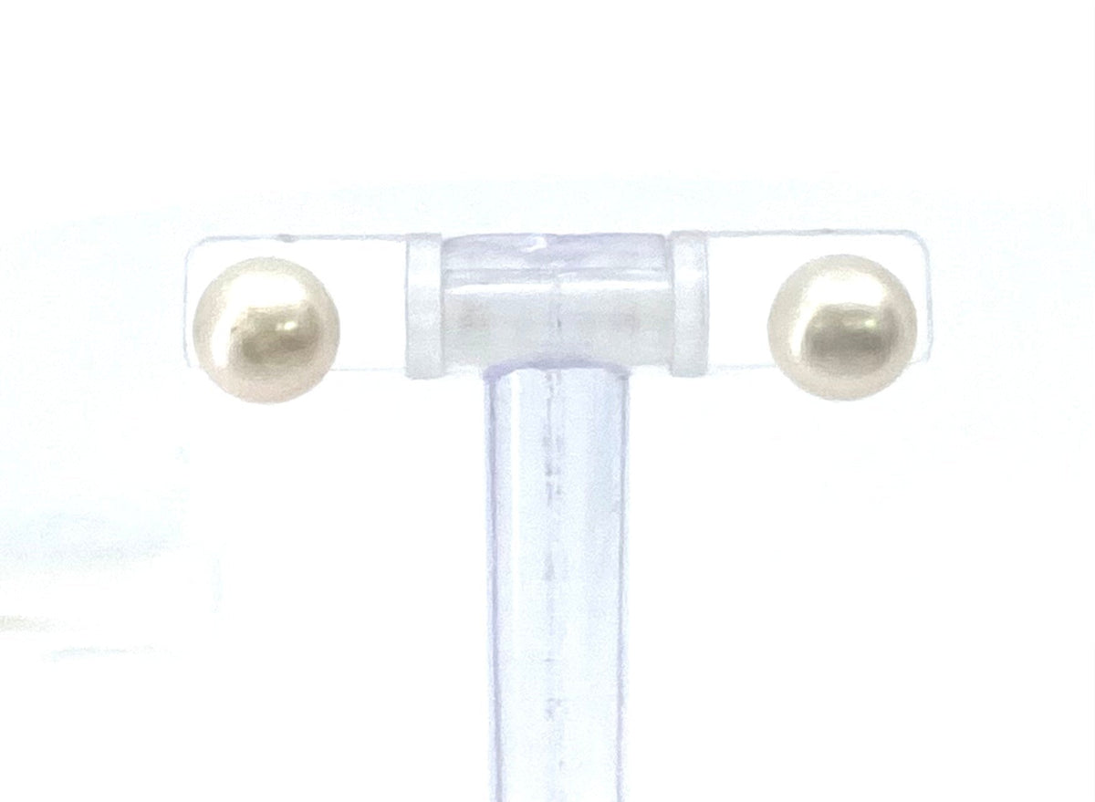 Pendientes de perlas blancas de agua dulce de 8-9 mm de plata de ley 925 con cierre de mariposa