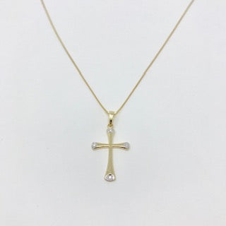 Colgante de cruz de diamantes