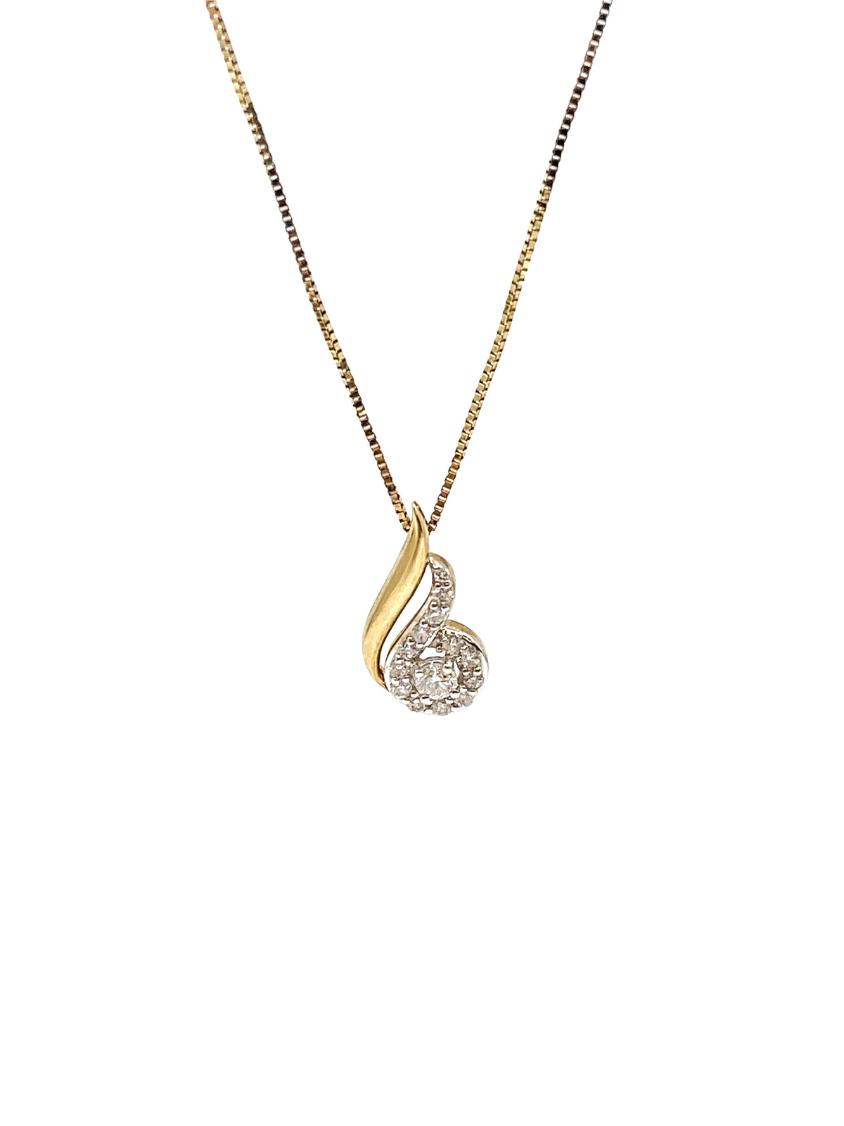 10K Yellow Gold 0.17ttw Canadian Diamond Halo Necklace, 18&quot;